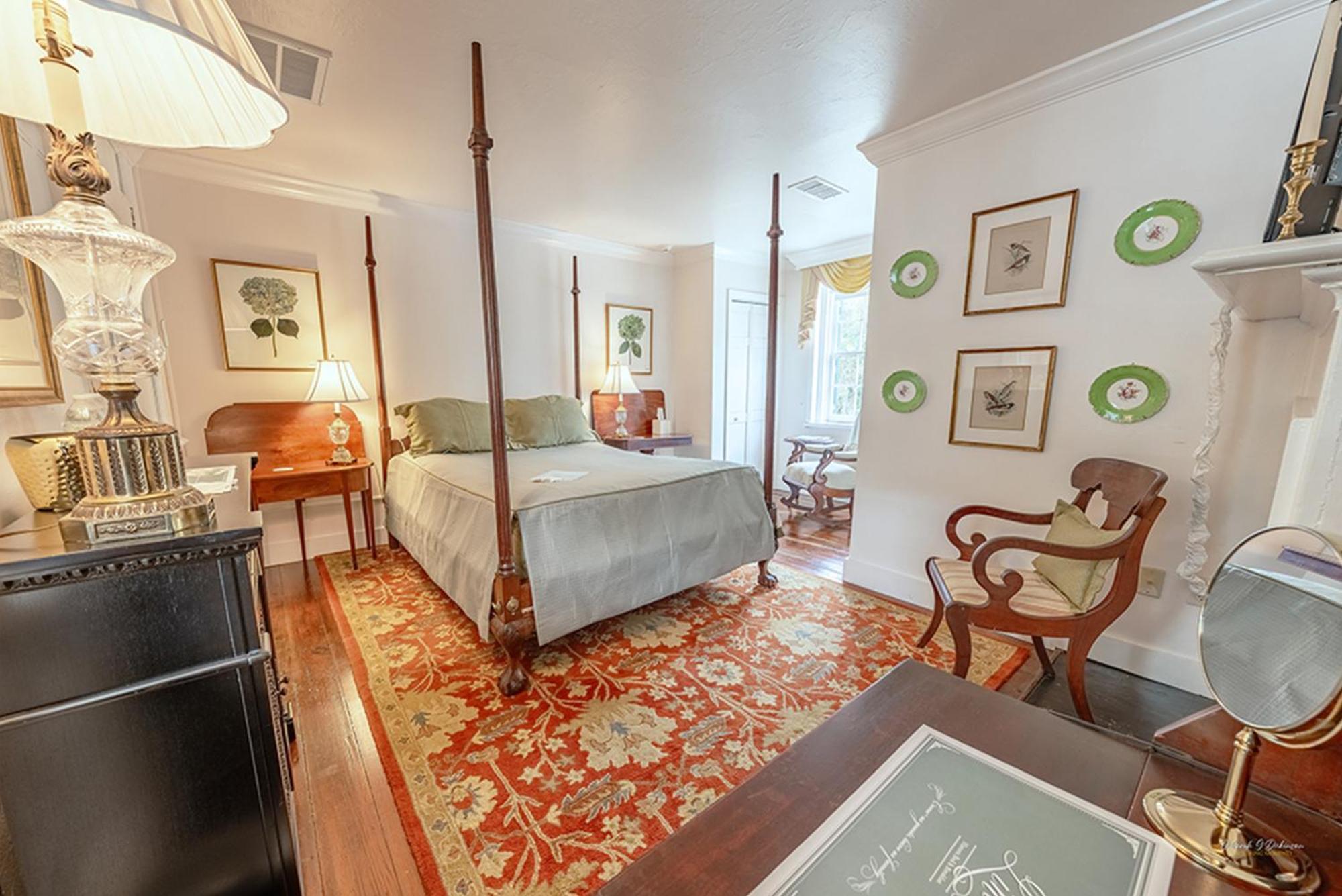 Linden - A Historic Bed And Breakfast Натчез Экстерьер фото