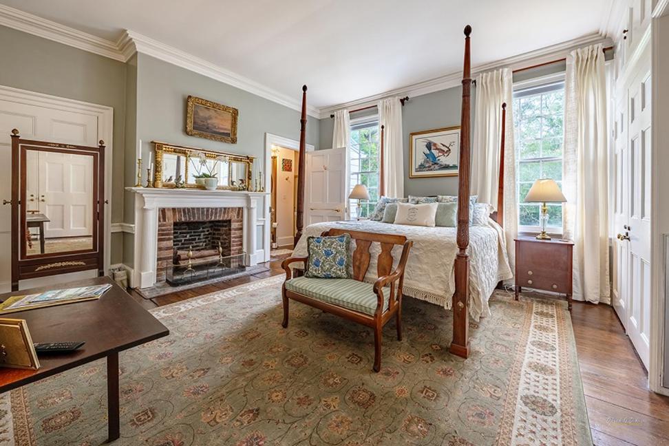 Linden - A Historic Bed And Breakfast Натчез Экстерьер фото